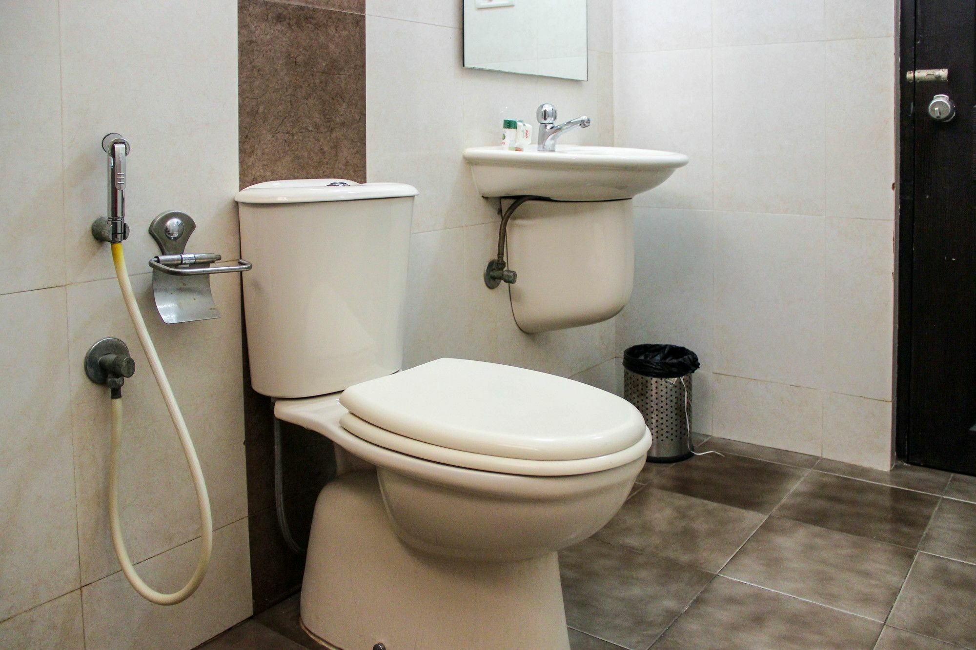 Oyo 5765 Chennai Residency T Nagar Hotell Exteriör bild